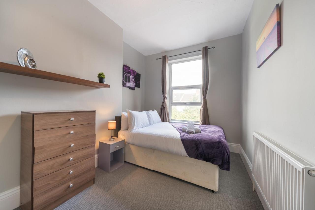 3 Bedroom Saks - 2 Living Area House In Newland Ave Hull Kingston upon Hull Exterior photo