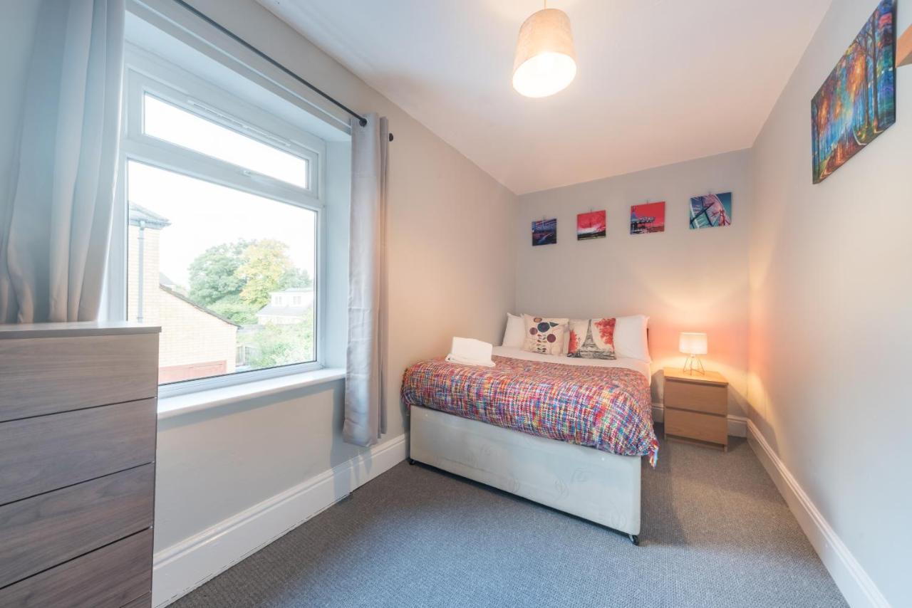 3 Bedroom Saks - 2 Living Area House In Newland Ave Hull Kingston upon Hull Exterior photo