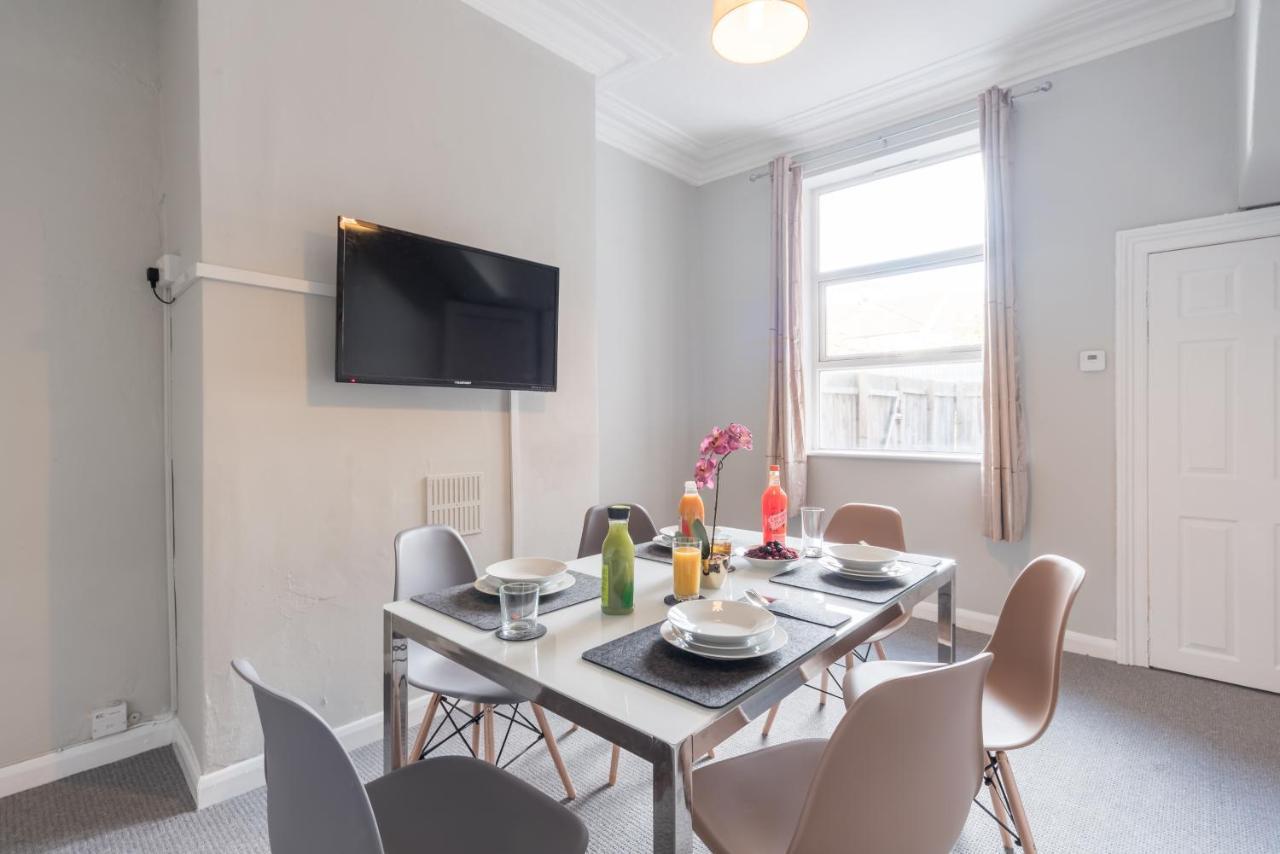 3 Bedroom Saks - 2 Living Area House In Newland Ave Hull Kingston upon Hull Exterior photo