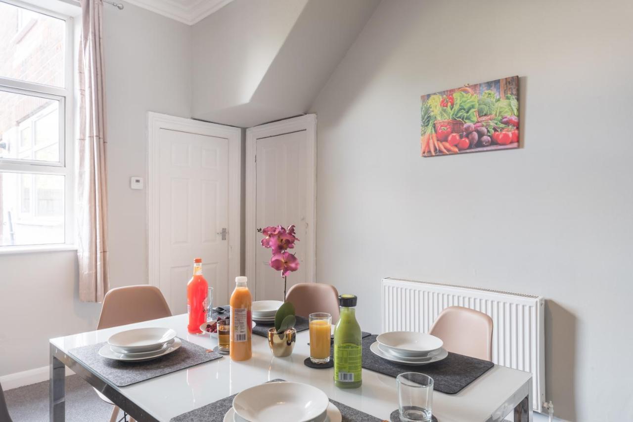 3 Bedroom Saks - 2 Living Area House In Newland Ave Hull Kingston upon Hull Exterior photo